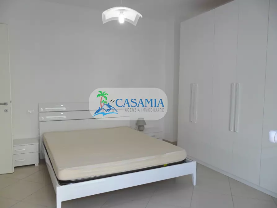 Immagine 7 di Trilocale in vendita  in via Leopardi a Grottammare