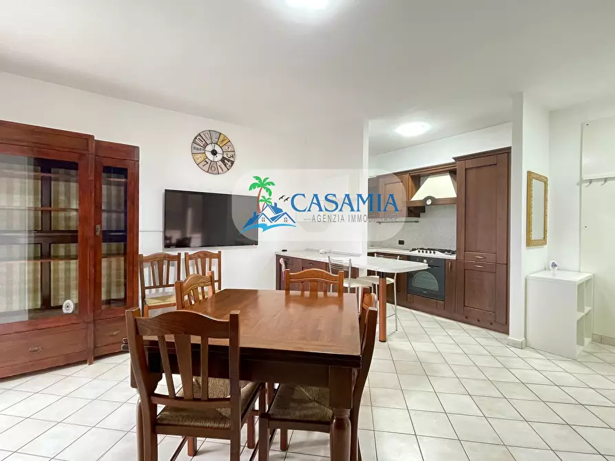 Immagine 15 di Trilocale in vendita  a Cupra Marittima