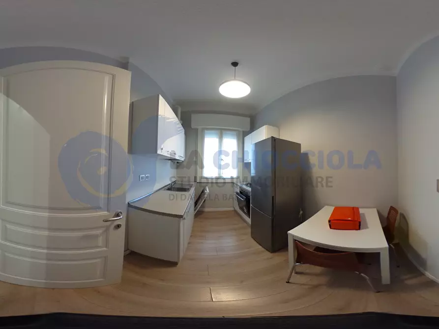 Immagine 34 di Trilocale in affitto  in VIA RANZANI a Bologna