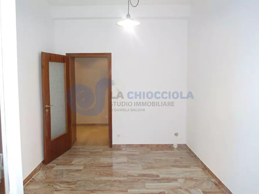 Immagine 10 di Bilocale in affitto  a Bologna
