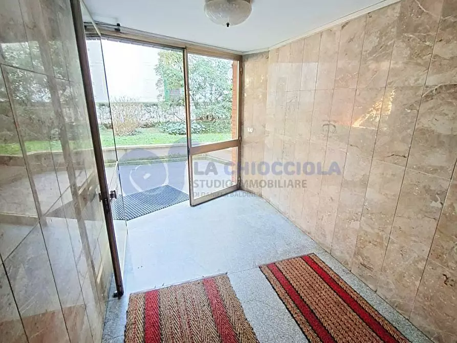 Immagine 5 di Pentalocale in vendita  in VIA CIPRIANI a Bologna