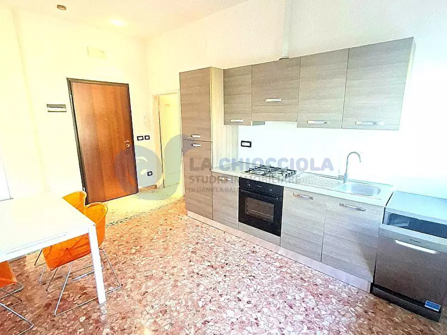 Immagine 9 di Bilocale in affitto  in via emilia a San Lazzaro Di Savena