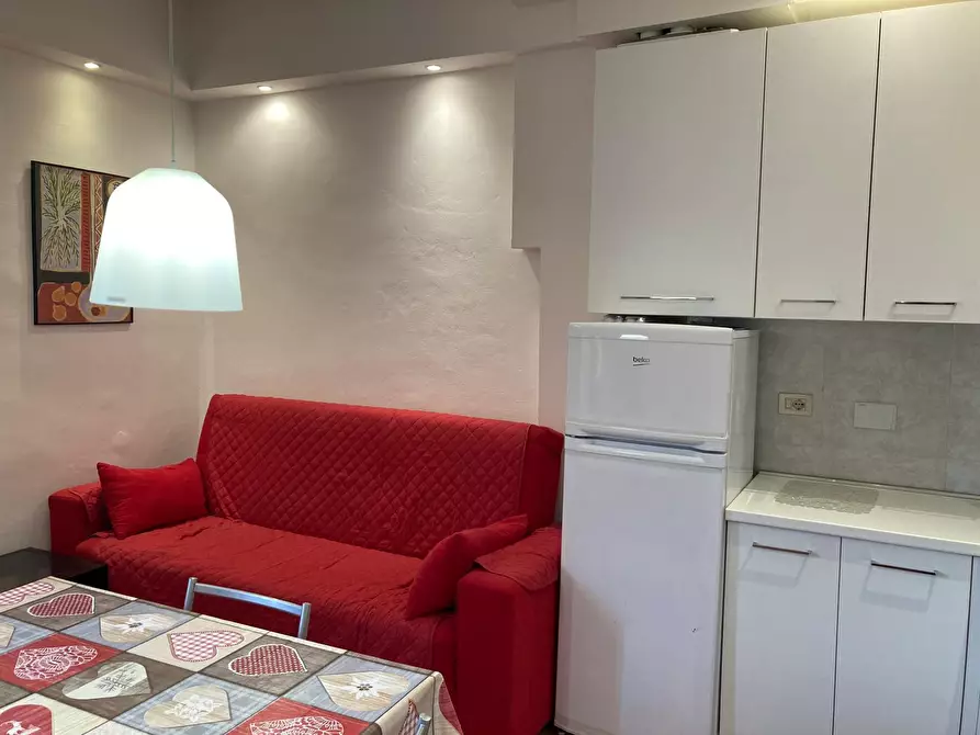 Immagine 5 di Trilocale in affitto  a Bologna