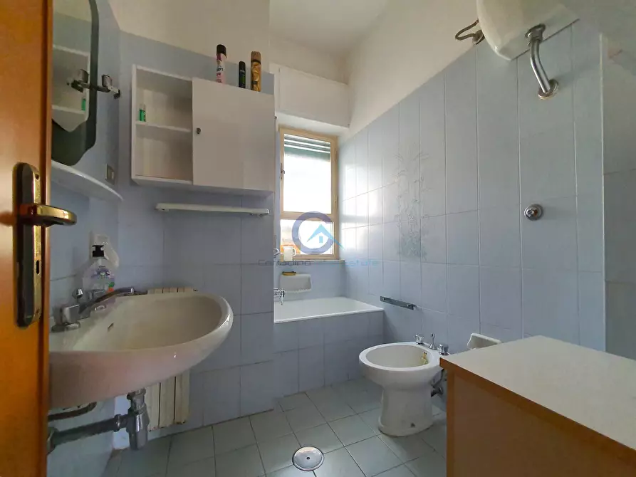 Immagine 12 di Trilocale in vendita  in Via Gianvincenzo Gravina 7 a Catanzaro