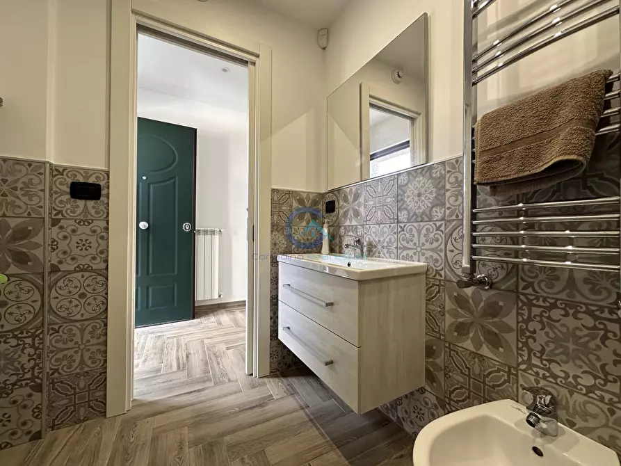 Immagine 7 di Trilocale in vendita  in via Lungomare Stefano Pugliese 54 a Catanzaro