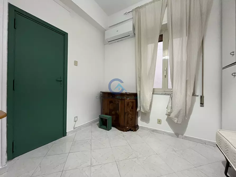 Immagine 11 di Stanza singola in affitto  a Catanzaro
