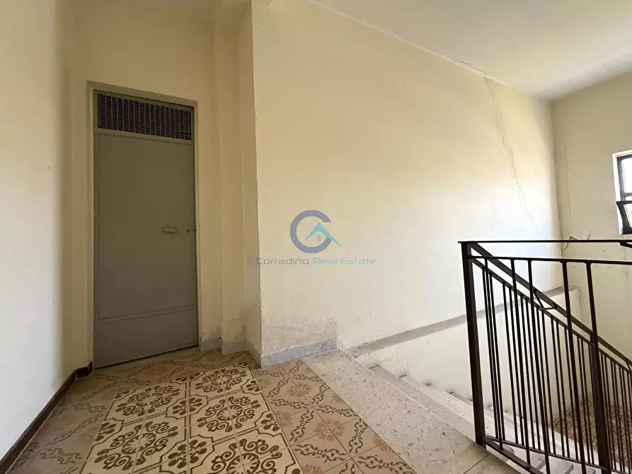 Immagine 9 di Magazzino in vendita  in Via Genova 66 a Catanzaro