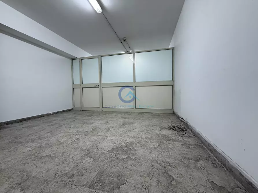Immagine 7 di Magazzino in affitto  in Viale Lucrezia della Valle 19/8 a Catanzaro