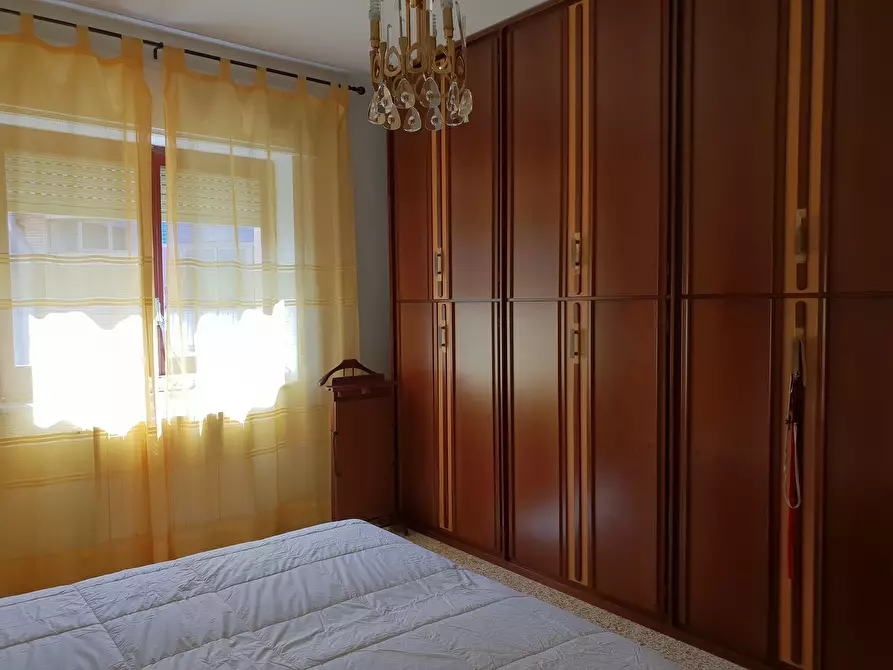 Immagine 12 di Stanza singola in affitto  a Catanzaro