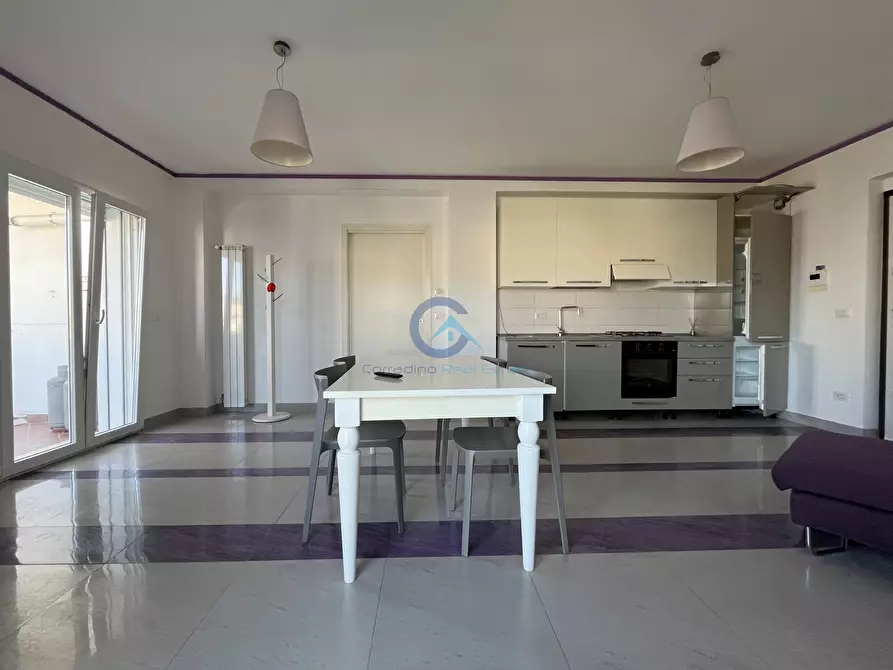 Immagine 2 di Trilocale in affitto  a Catanzaro