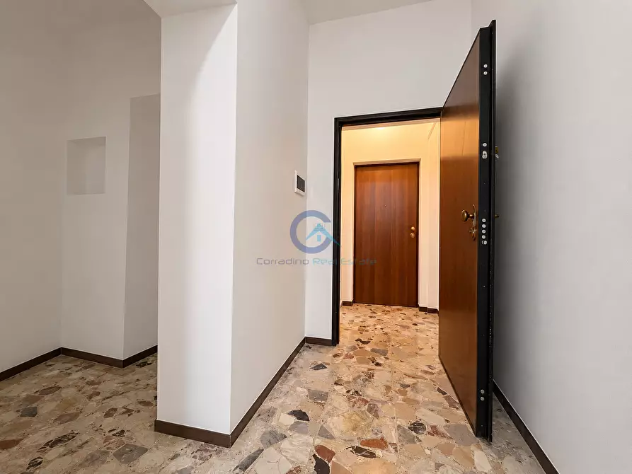 Immagine 21 di Casa indipendente in vendita  a Catanzaro