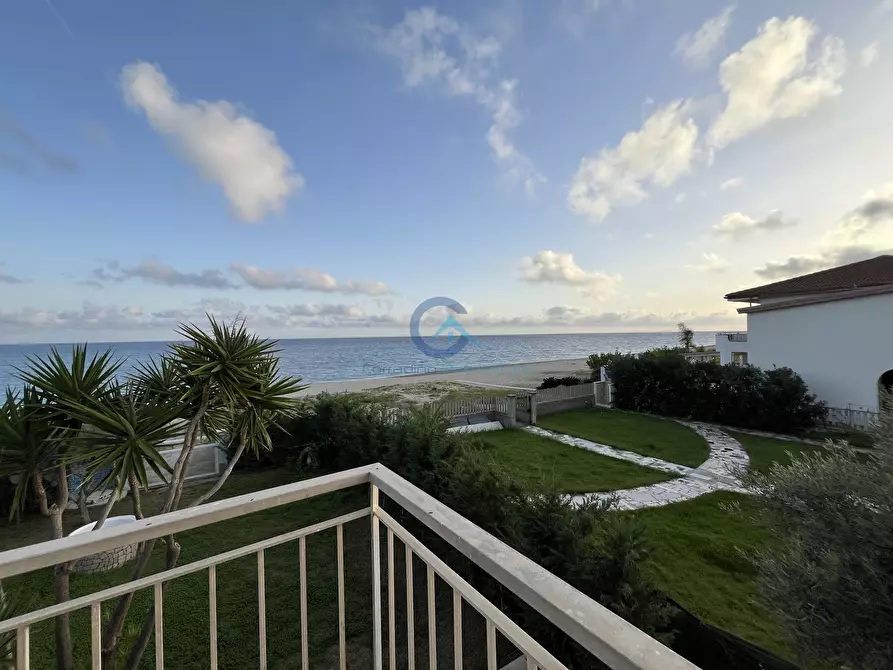 Immagine 1 di Bilocale in affitto  in Via Nazionale 152 a Riace