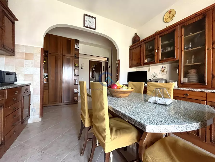 Immagine 11 di Trilocale in vendita  a Catanzaro