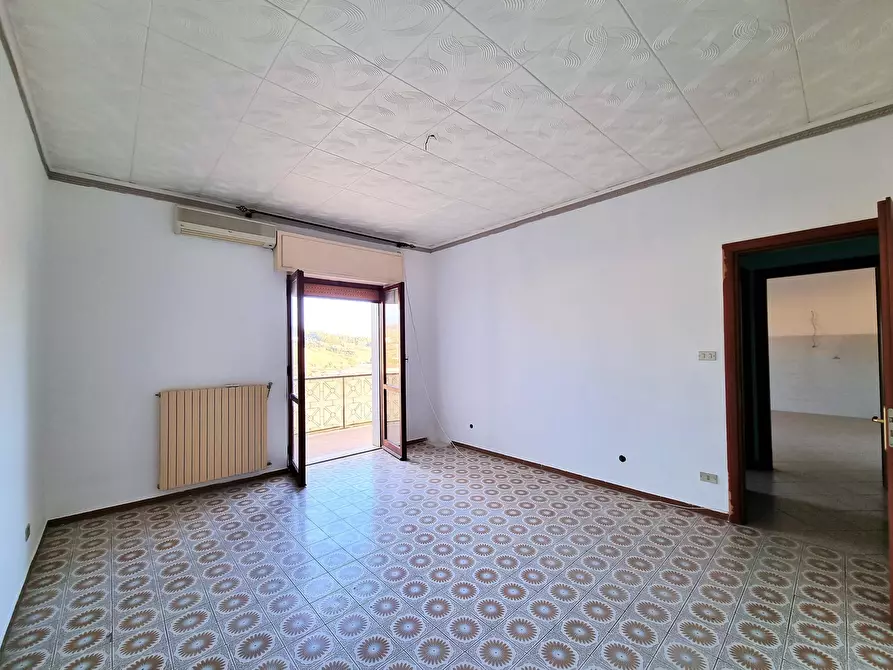 Immagine 5 di Quadrilocale in vendita  a Catanzaro