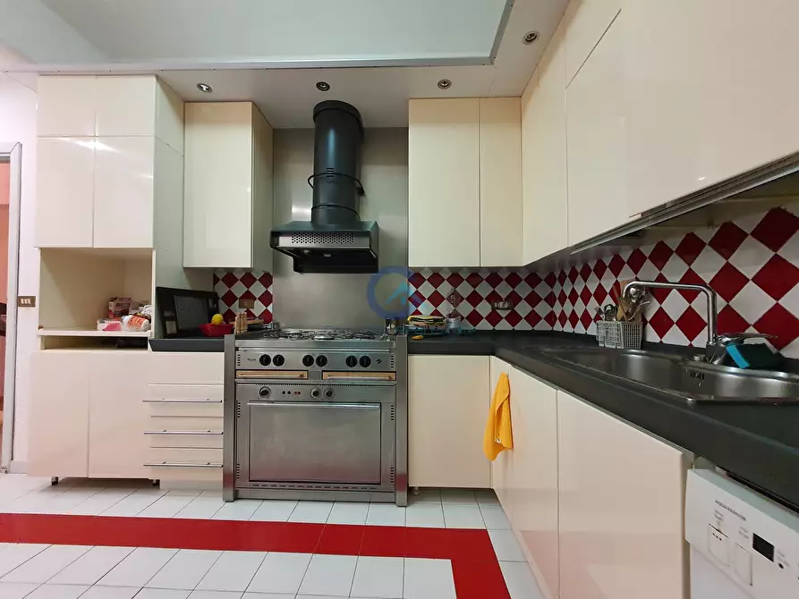 Immagine 6 di Quadrilocale in affitto  a Catanzaro