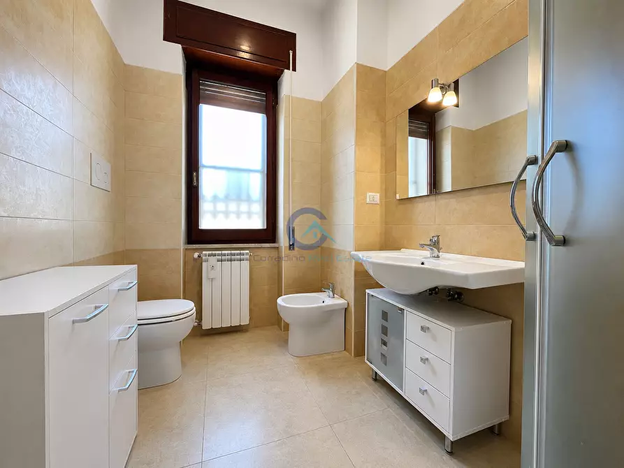 Immagine 16 di Casa indipendente in vendita  a Catanzaro