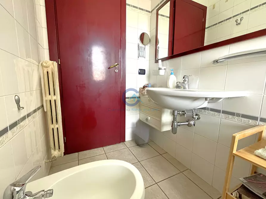 Immagine 12 di Quadrilocale in vendita  in Via Regina Madre 42 a Catanzaro