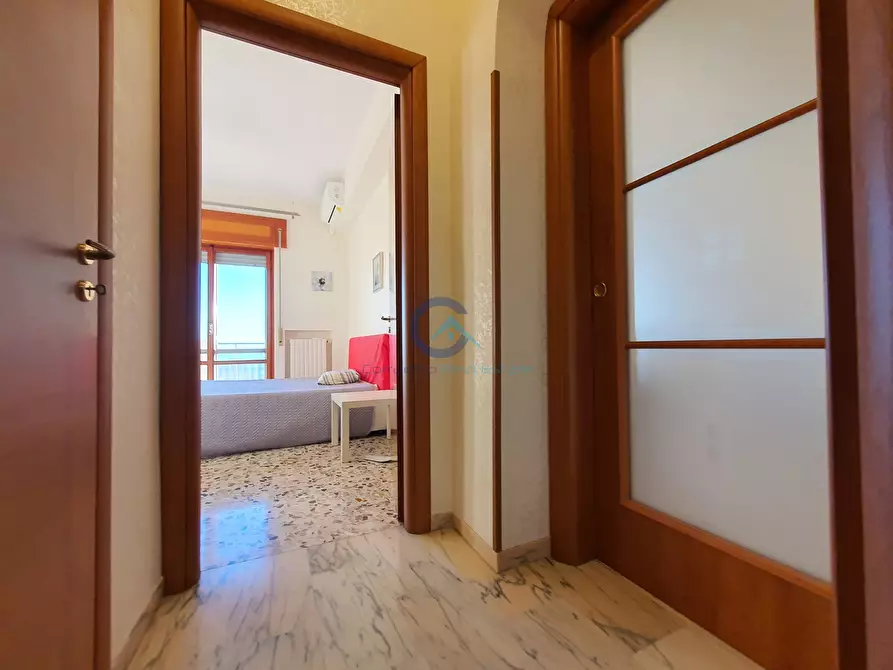 Immagine 14 di Trilocale in vendita  in Viale Vincenzo de Filippis 122 a Catanzaro