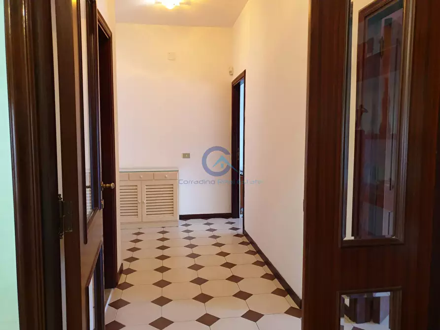 Immagine 10 di Pentalocale in affitto  a Catanzaro