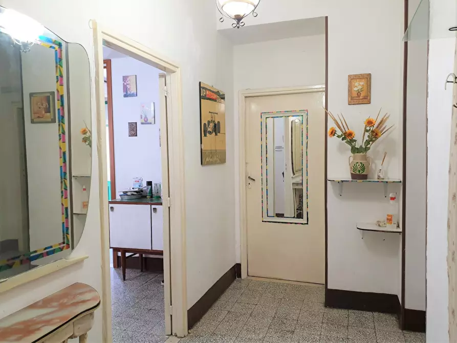 Immagine 5 di Stanza singola in affitto  a Catanzaro