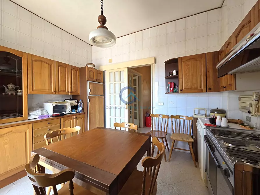 Immagine 14 di Quadrilocale in vendita  in Viale Crotone 66 a Catanzaro