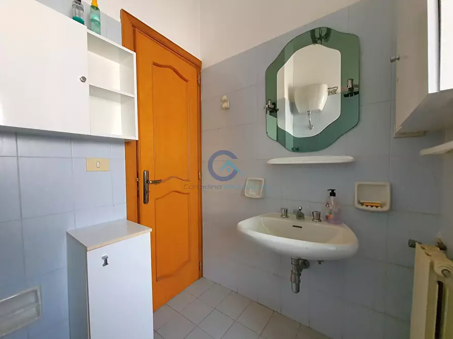 Immagine 13 di Trilocale in vendita  in Via Gianvincenzo Gravina 7 a Catanzaro