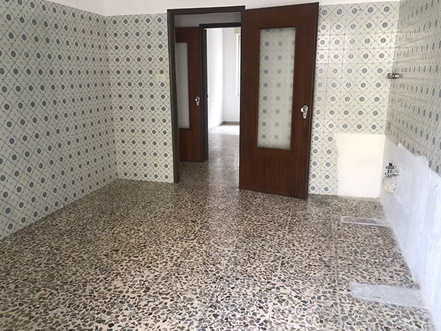 Immagine 11 di Quadrilocale in vendita  in Via Filisto a Siracusa
