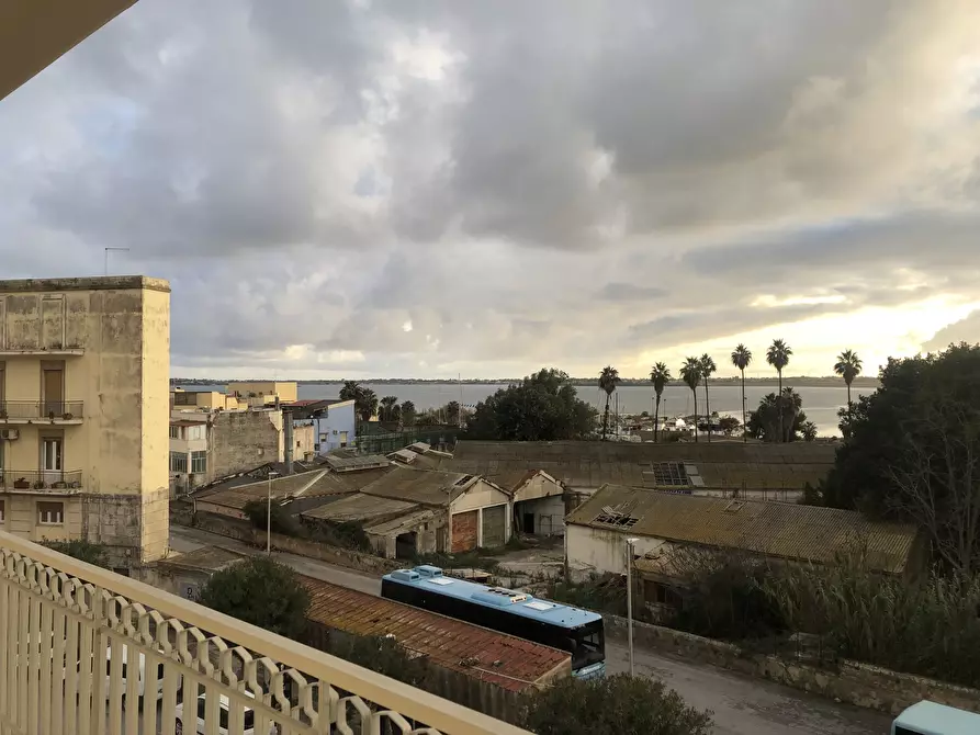 Immagine 31 di Pentalocale in vendita  in CORSO UMBERTO a Siracusa