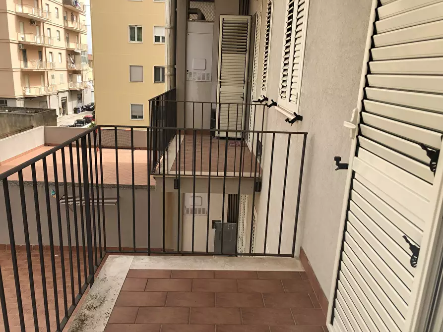 Immagine 14 di Trilocale in vendita  in Via Vizzini a Siracusa