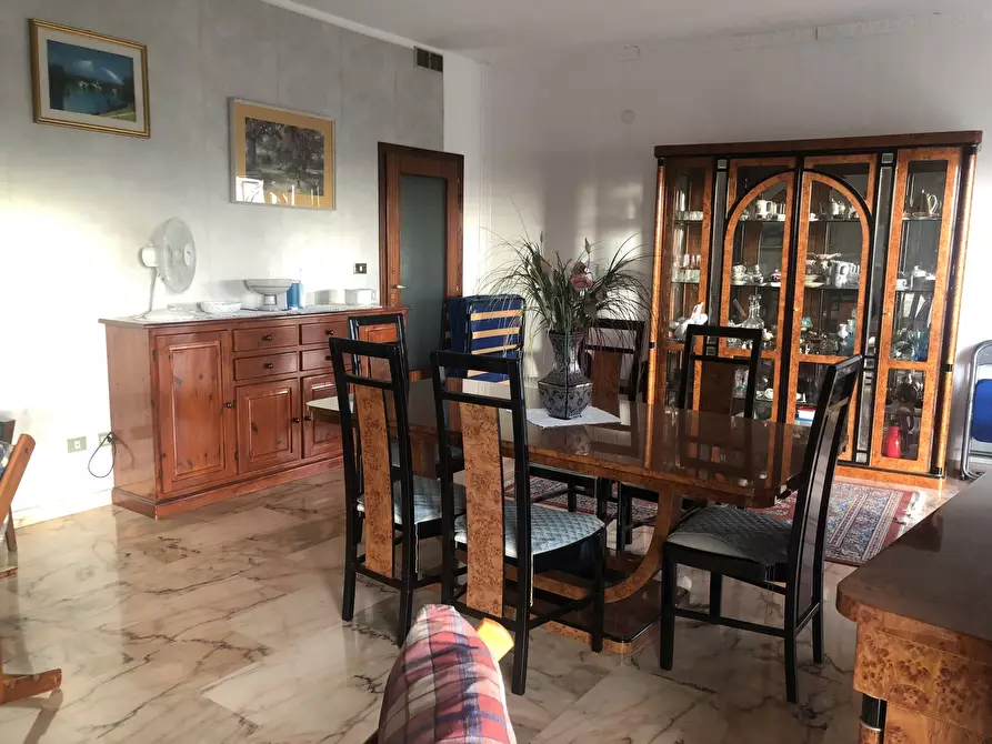 Immagine 9 di Pentalocale in vendita  in CORSO UMBERTO a Siracusa