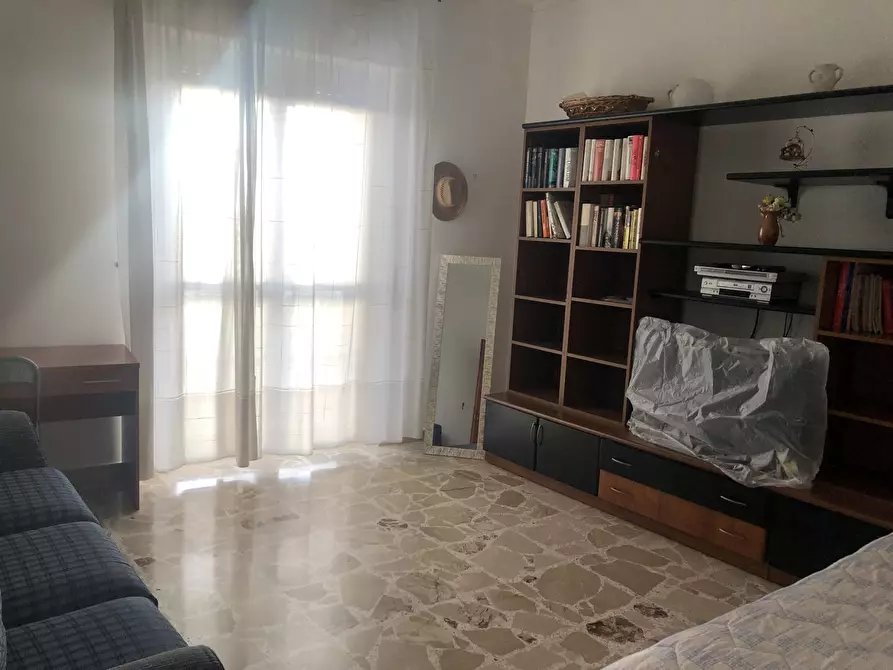 Immagine 16 di Pentalocale in vendita  in CORSO UMBERTO a Siracusa