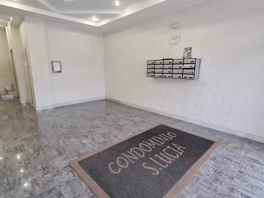 Immagine 8 di Pentalocale in vendita  a Floridia