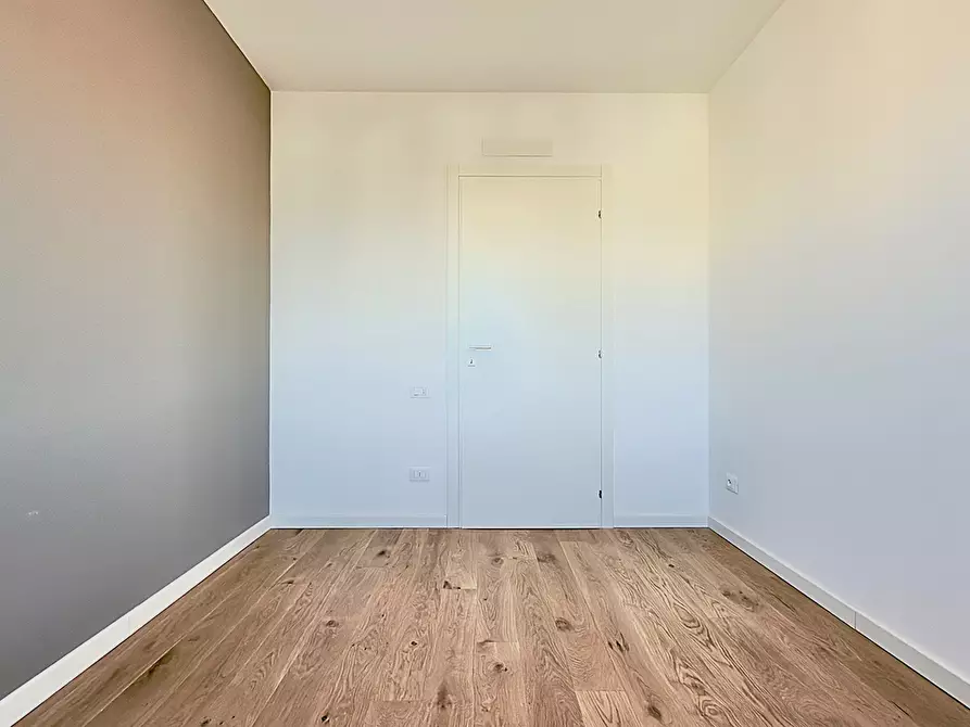 Immagine 13 di Quadrilocale in vendita  in Via Rossetti a Brescia