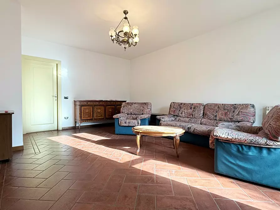 Immagine 6 di Trilocale in vendita  in Via Dosselli a Rovato