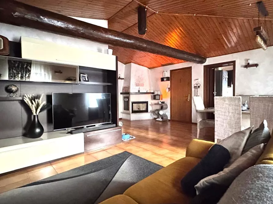 Immagine 1 di Quadrilocale in vendita  in Via Umberto I a Flero