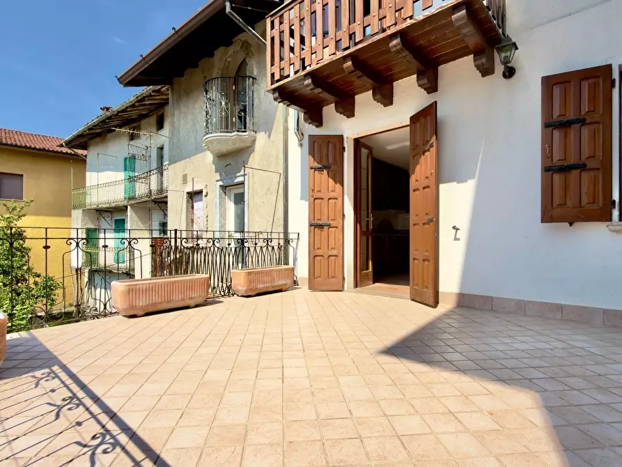 Immagine 3 di Porzione di casa in vendita  in Via per Noffo 29 a Pertica Alta