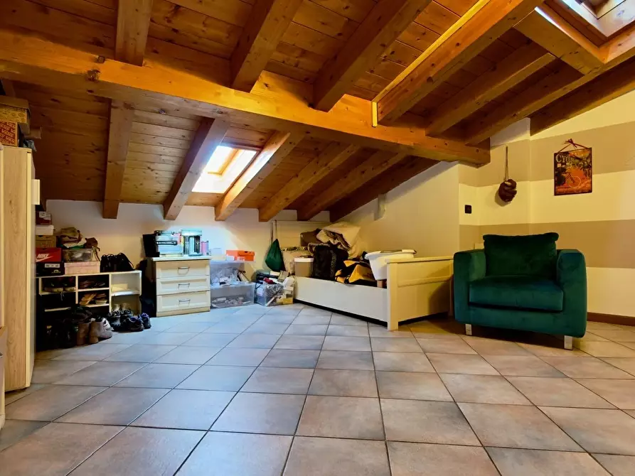 Immagine 9 di Trilocale in vendita  in Via Galliano a Passirano