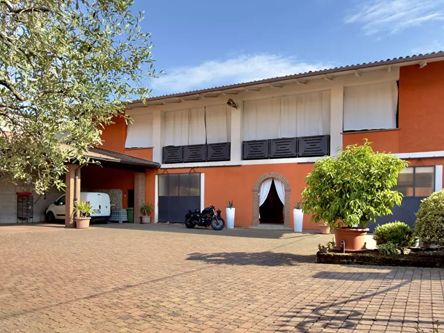 Immagine 2 di Rustico / casale in vendita  in Via Bolognina a Bedizzole