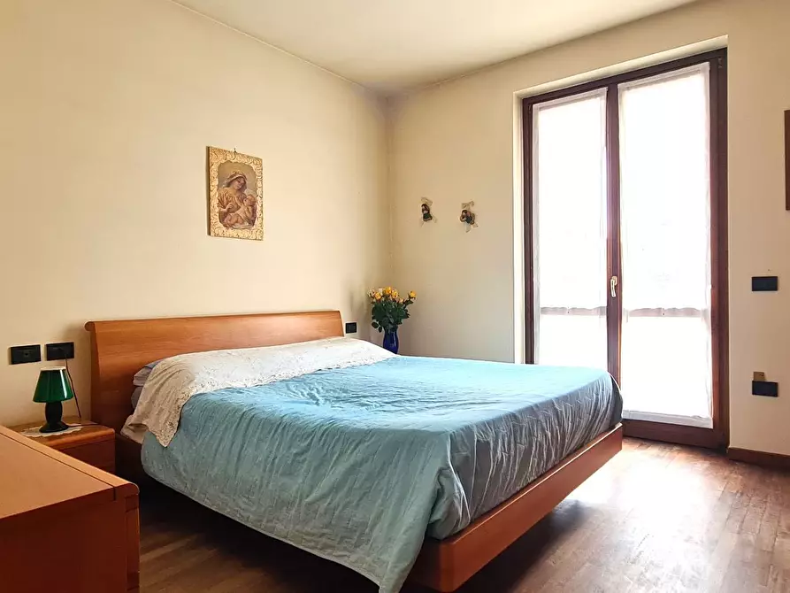 Immagine 11 di Trilocale in vendita  in Via Giuseppe di Vittorio 49 a Borgosatollo