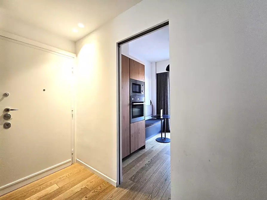 Immagine 6 di Trilocale in affitto  in Via Capo Miseno 6 a Roma