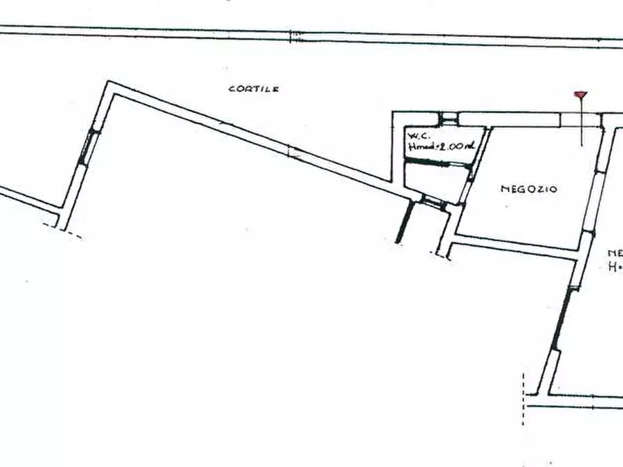 Immagine 11 di Locale commerciale in vendita  in via degli abeti a Roma