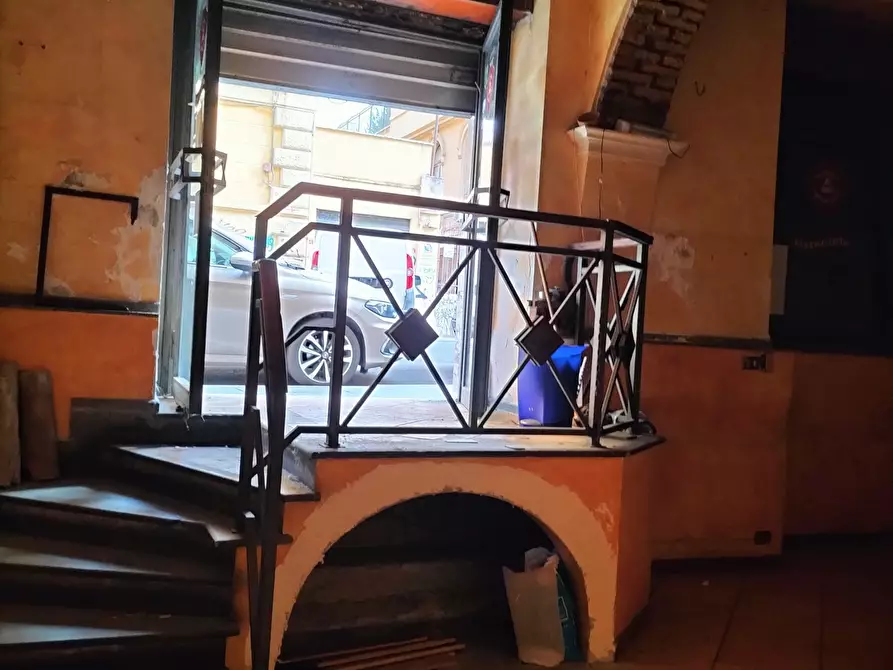 Immagine 4 di Locale commerciale in affitto  in via dei volsci a Roma