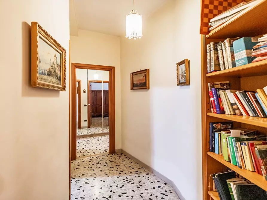 Immagine 11 di Trilocale in vendita  in Viale dei Consoli 27 a Roma