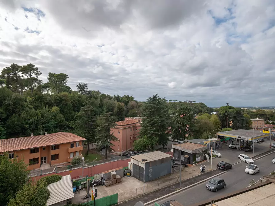 Immagine 31 di Pentalocale in vendita  in Via Nerola 16 a Roma