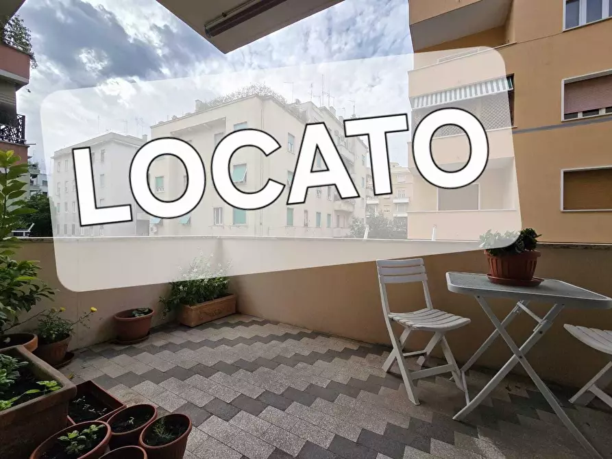 Immagine 1 di Quadrilocale in affitto  in Via Rodolfo LancianiVia Rodolfo lanciani 10 a Roma