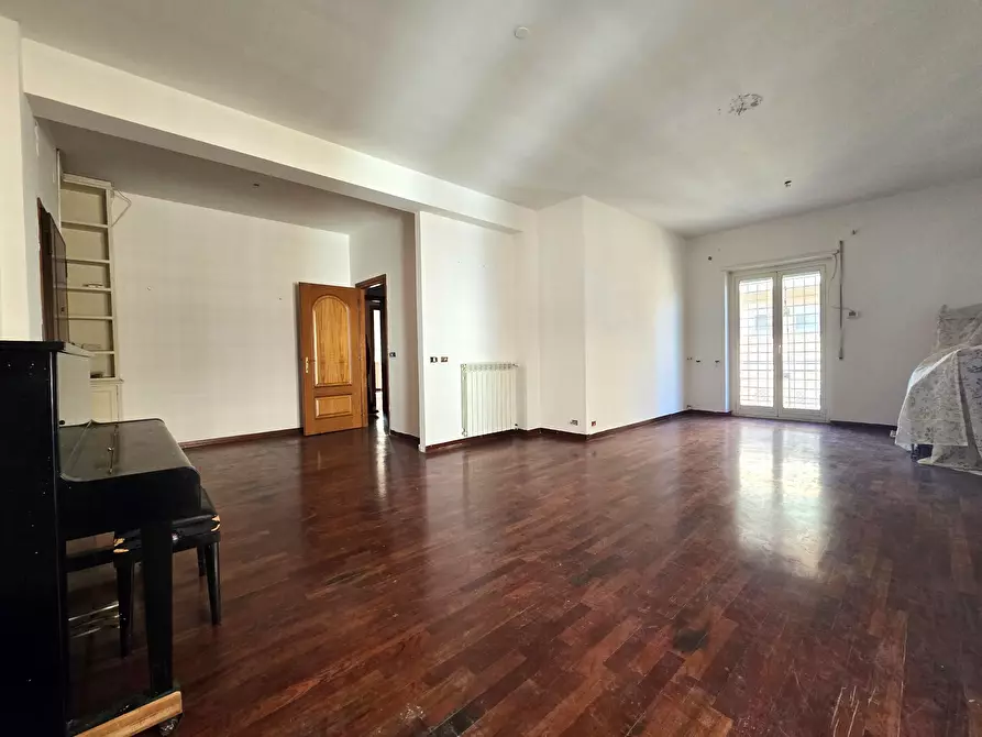 Immagine 1 di Quadrilocale in vendita  in Via Mario Canavari 11 a Roma