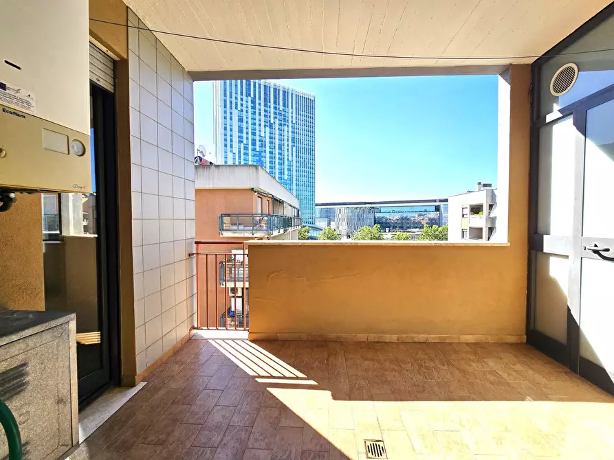 Immagine 34 di Trilocale in affitto  in Viale Avignone 93 a Roma