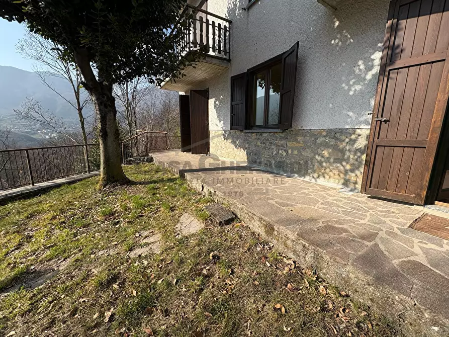 Immagine 25 di Rustico / casale in vendita  in Via Santa Geltrude Comensoli a Rota D'imagna