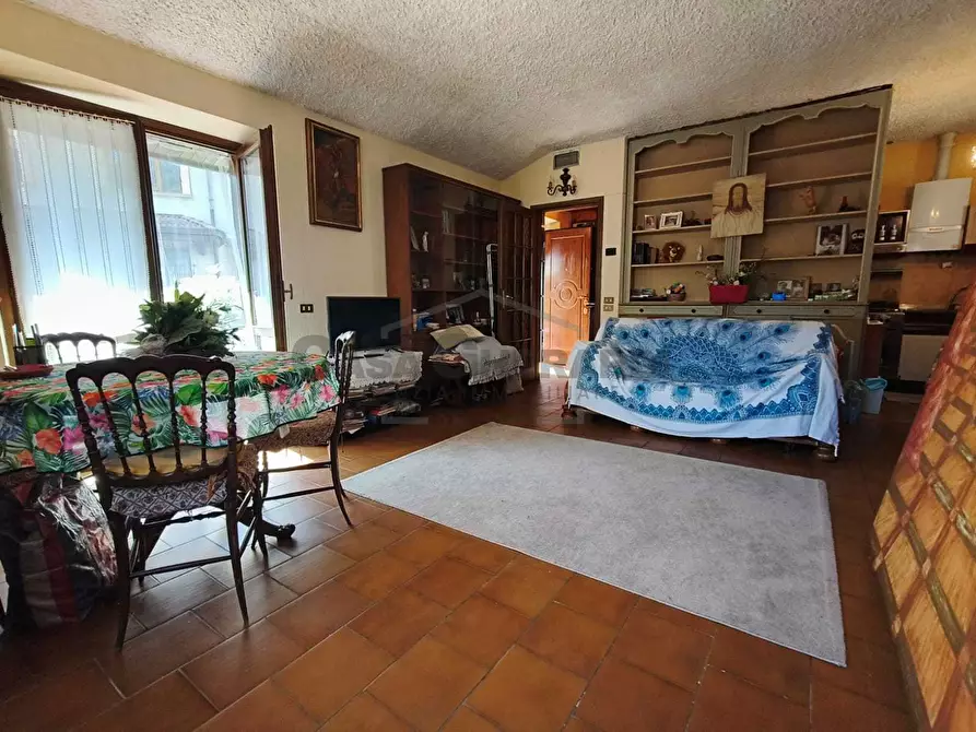 Immagine 7 di Casa indipendente in vendita  in Via IV Novembre 2 a Costa Di Serina