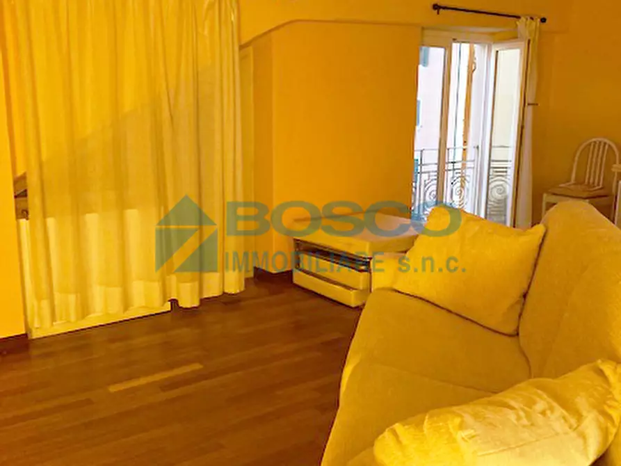 Immagine 10 di Monolocale in affitto  a Lerici
